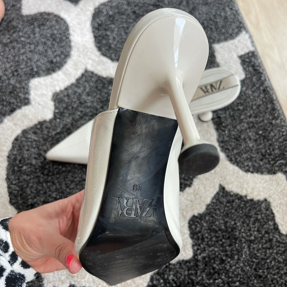 Zara White Pointy Heels - Size 39 - Picture 4 of 5